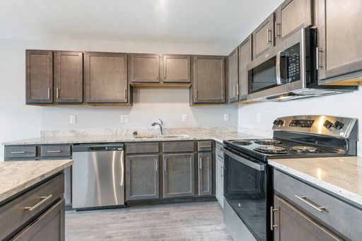 2 Bedroom / 2 Bathroom Townhome at Prairie Hill Village – photo 1