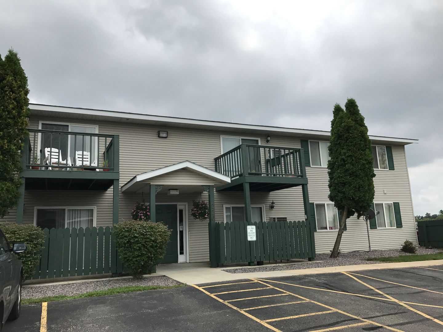 Tomah Apartment: 202-260 Murdock St