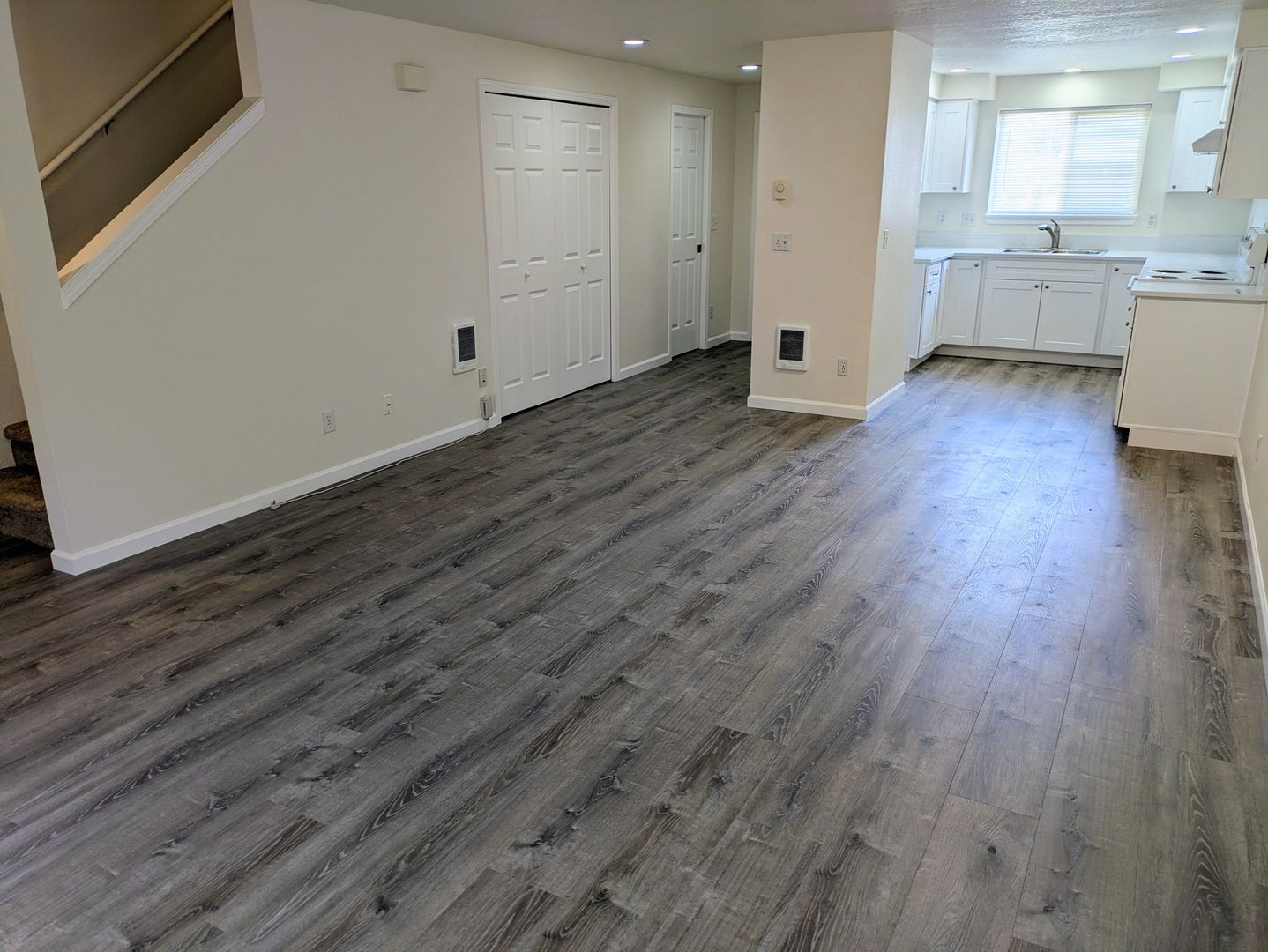 Tualatin Apartment: 17989 SW 115th Ave