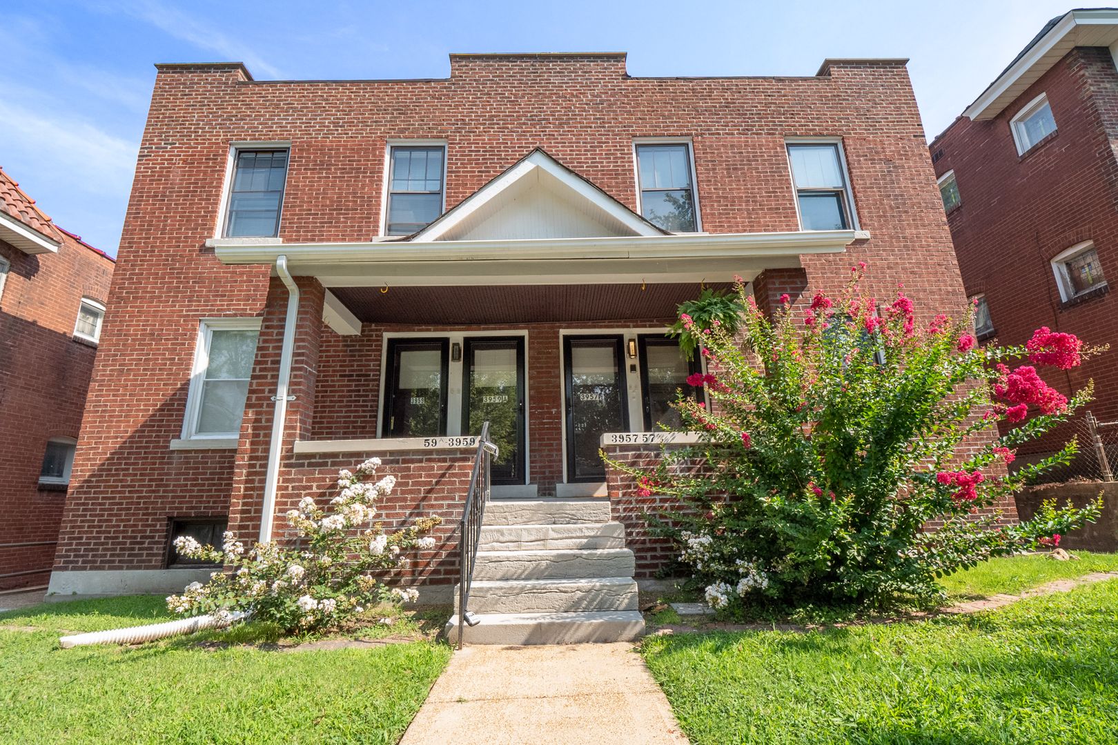 St. Louis Apartment: 3957A McDonald Ave.