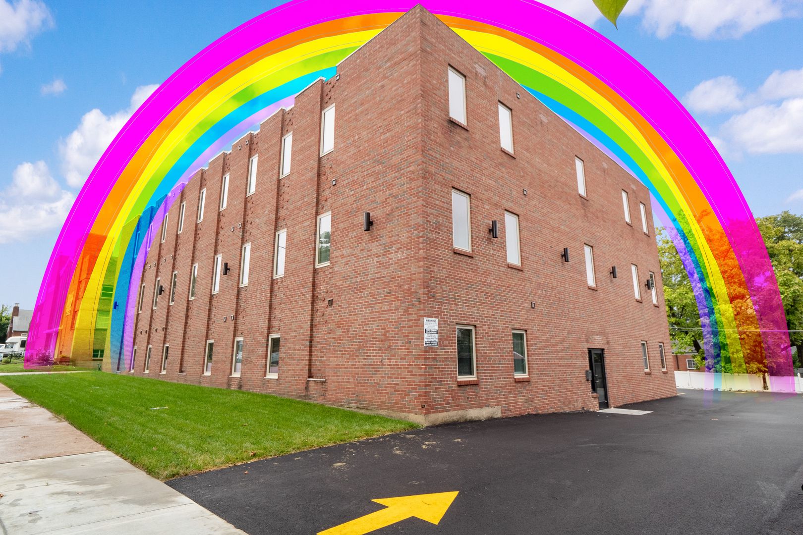 St. Louis Apartment: 6942 Lansdowne Ave.