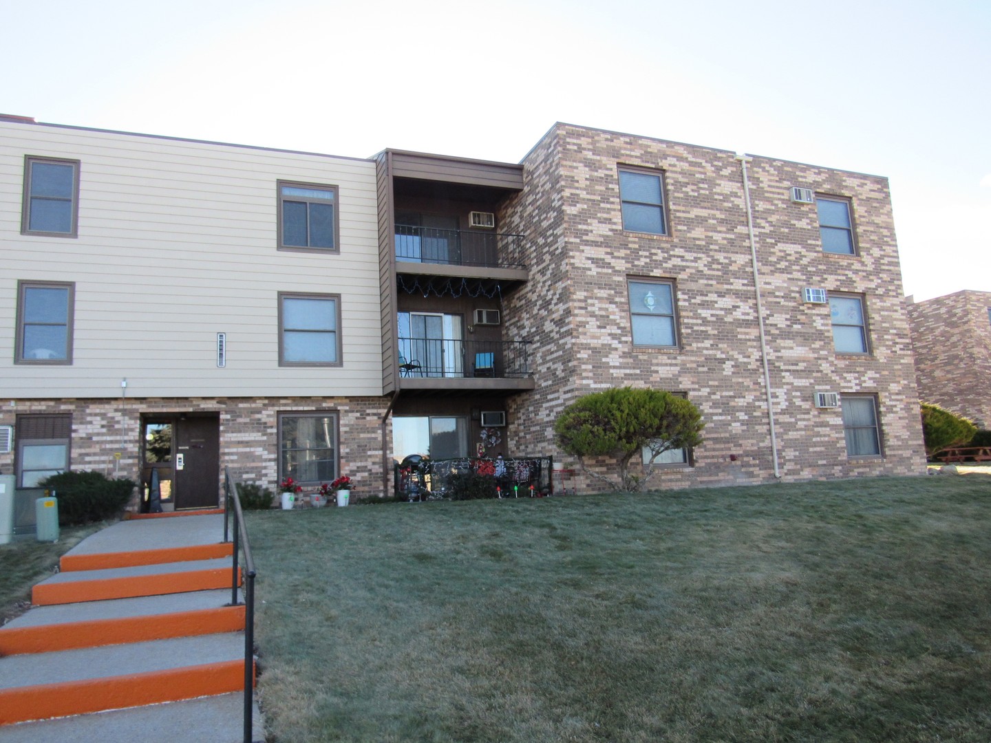Casper House: 4500 S. Poplar St. 210