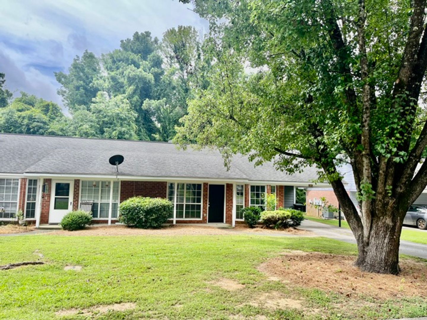 Rome Apartment: 9-11 Stonecreek Drive