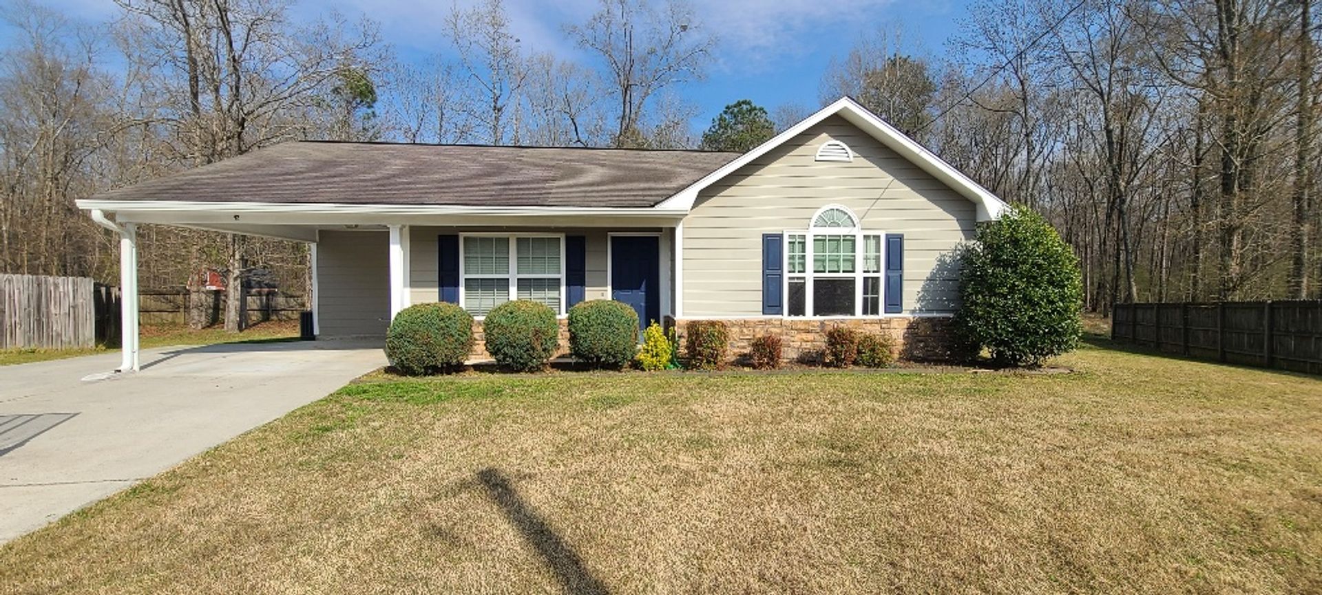 Rome House: 42 Hunters Glen NW