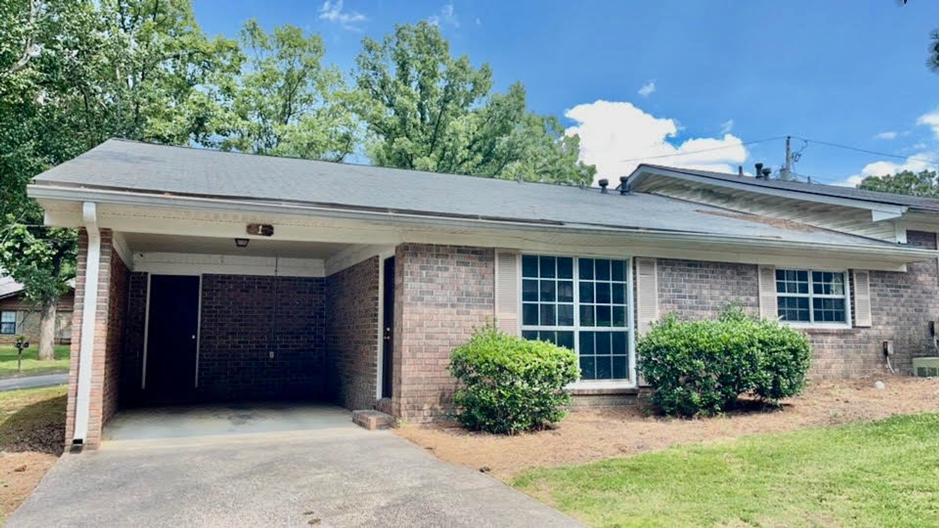 Rome Apartment: 1 Fountain Square