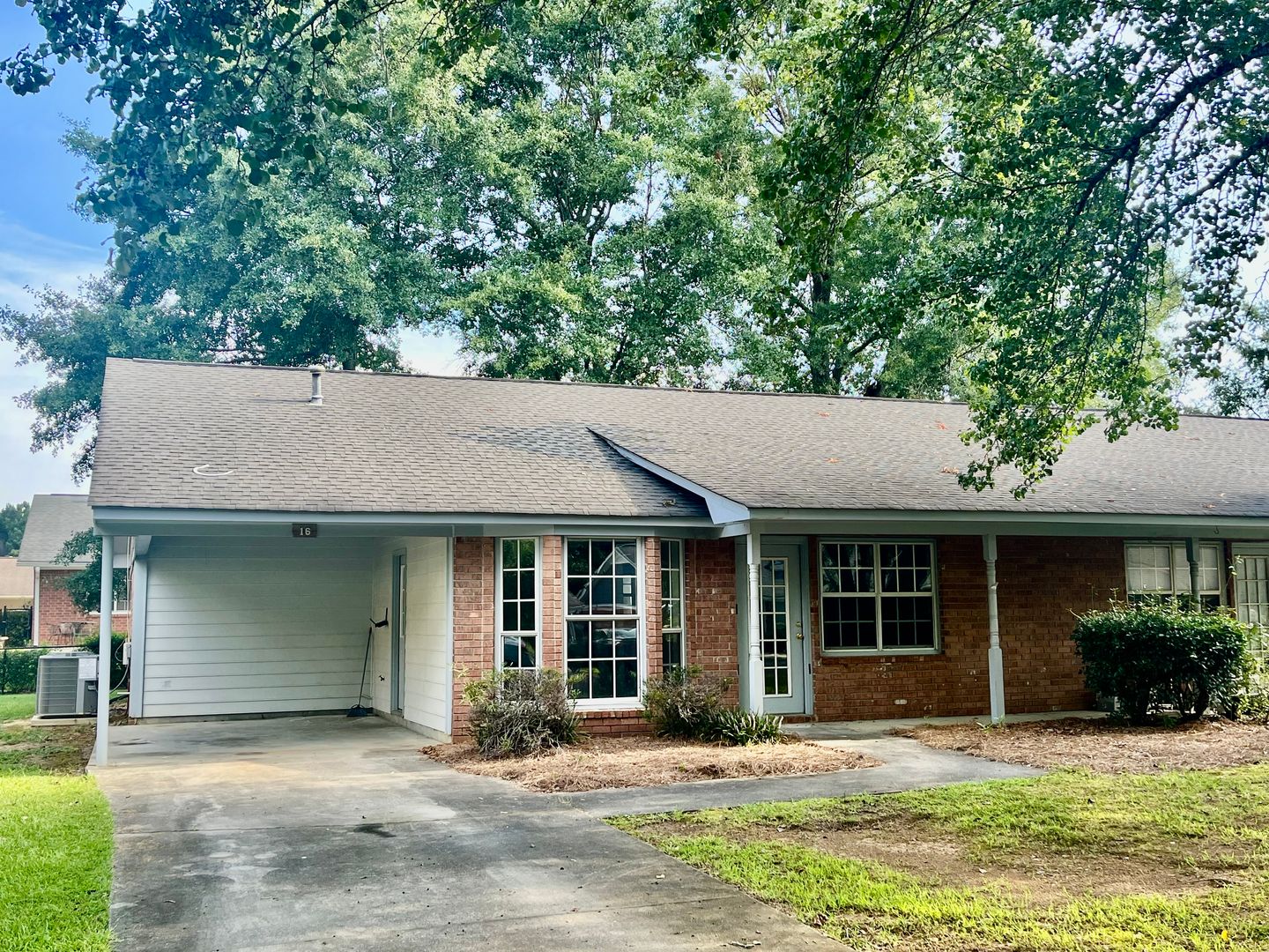 Rome Apartment: 14-16 Stonecreek Drive