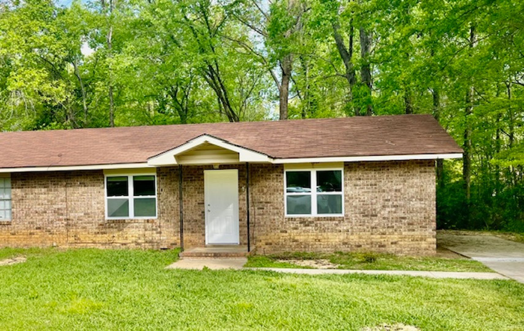 Rome Apartment: 4-6 Watts Way