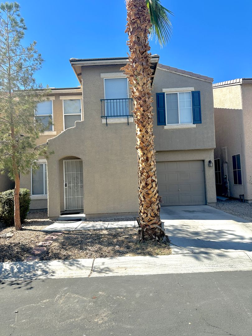 Las Vegas House: 2119 Tierra Del Verde St