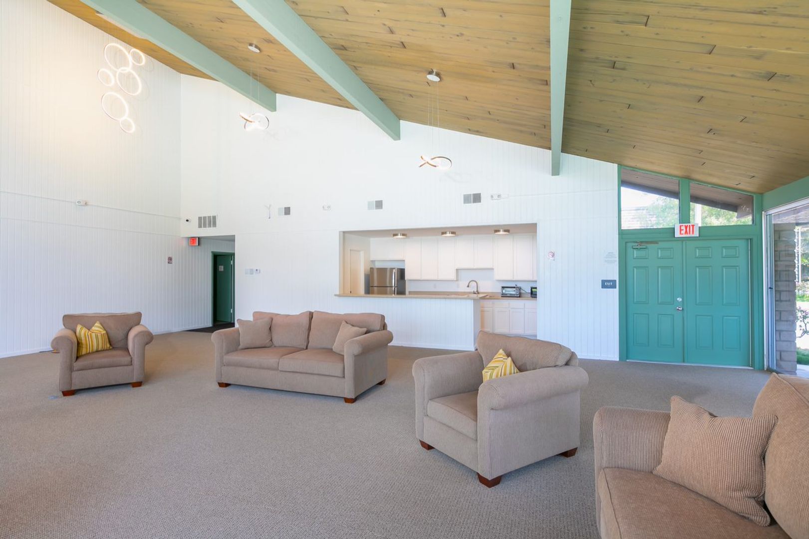 Port Hueneme Apartment: Park Madera