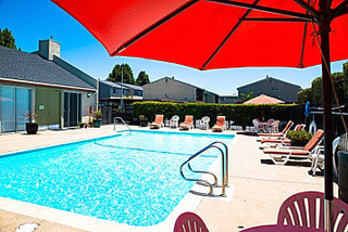 Lompoc Apartment: The Palms