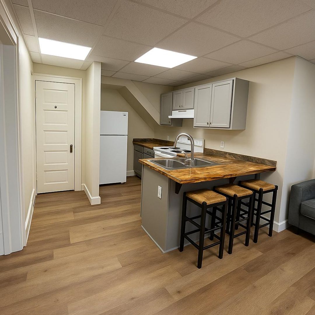 Burlington Apartment: 69 Hungerford Terrace