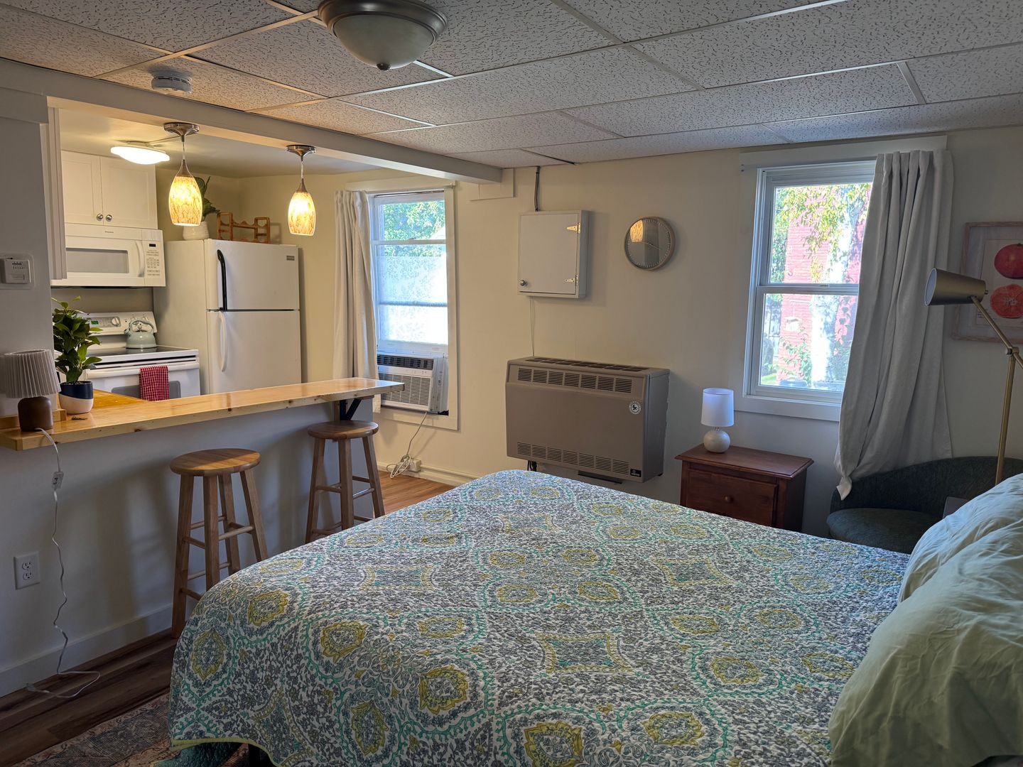 Burlington Apartment: 71 N Winooski Ave