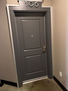 Flats on Fifth – photo 1