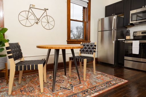 A stylish and historic furnished loft offering short to mid-term stays near downtown Roanoke – photo 1