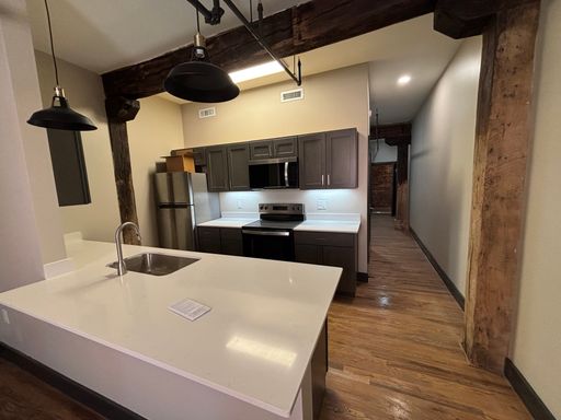 Modern Living Meets Historic Charm – photo 1