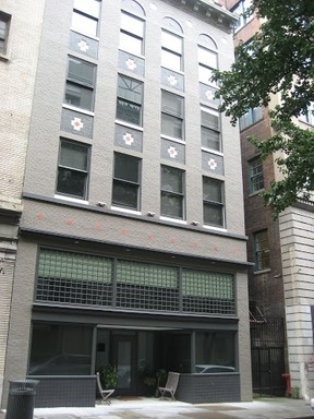The Lofts on First and Kirk / 209 First Street SW – photo 1