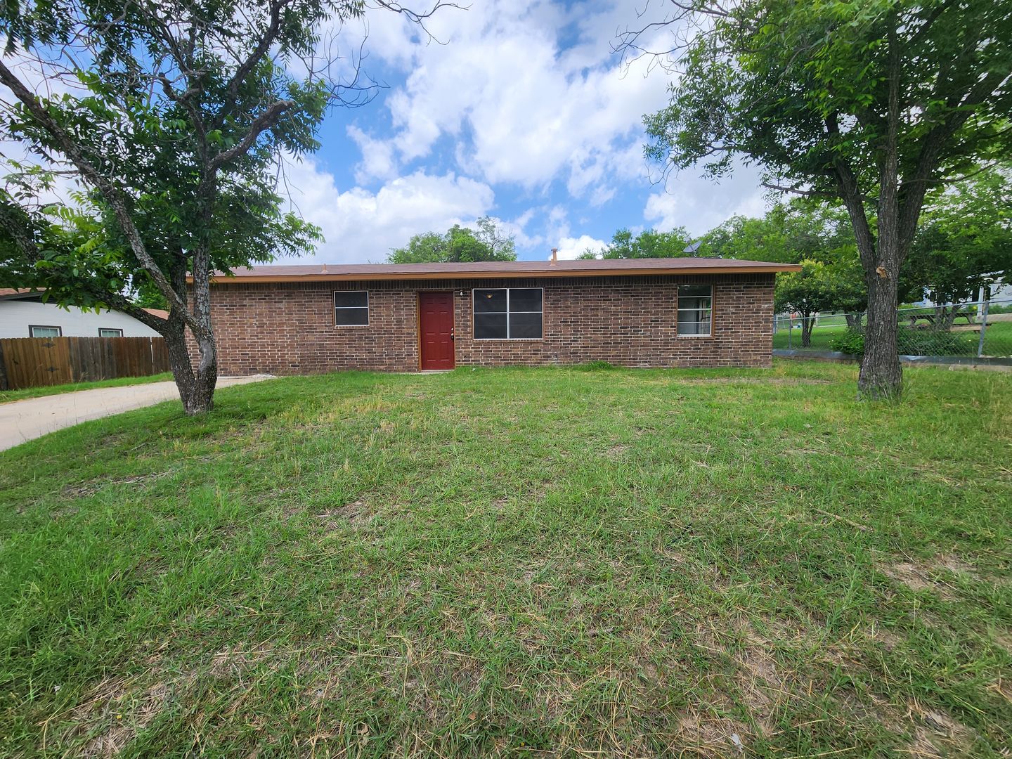 Lampasas House: 1205 W Ave B