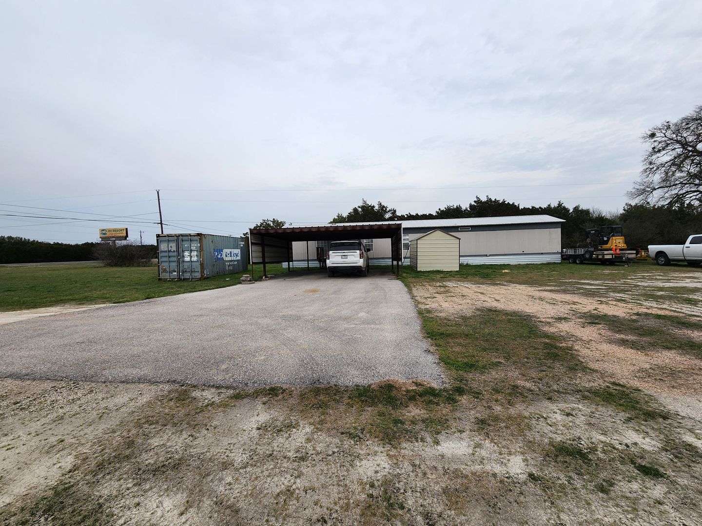 Burnet House: 4819 N Hwy 281