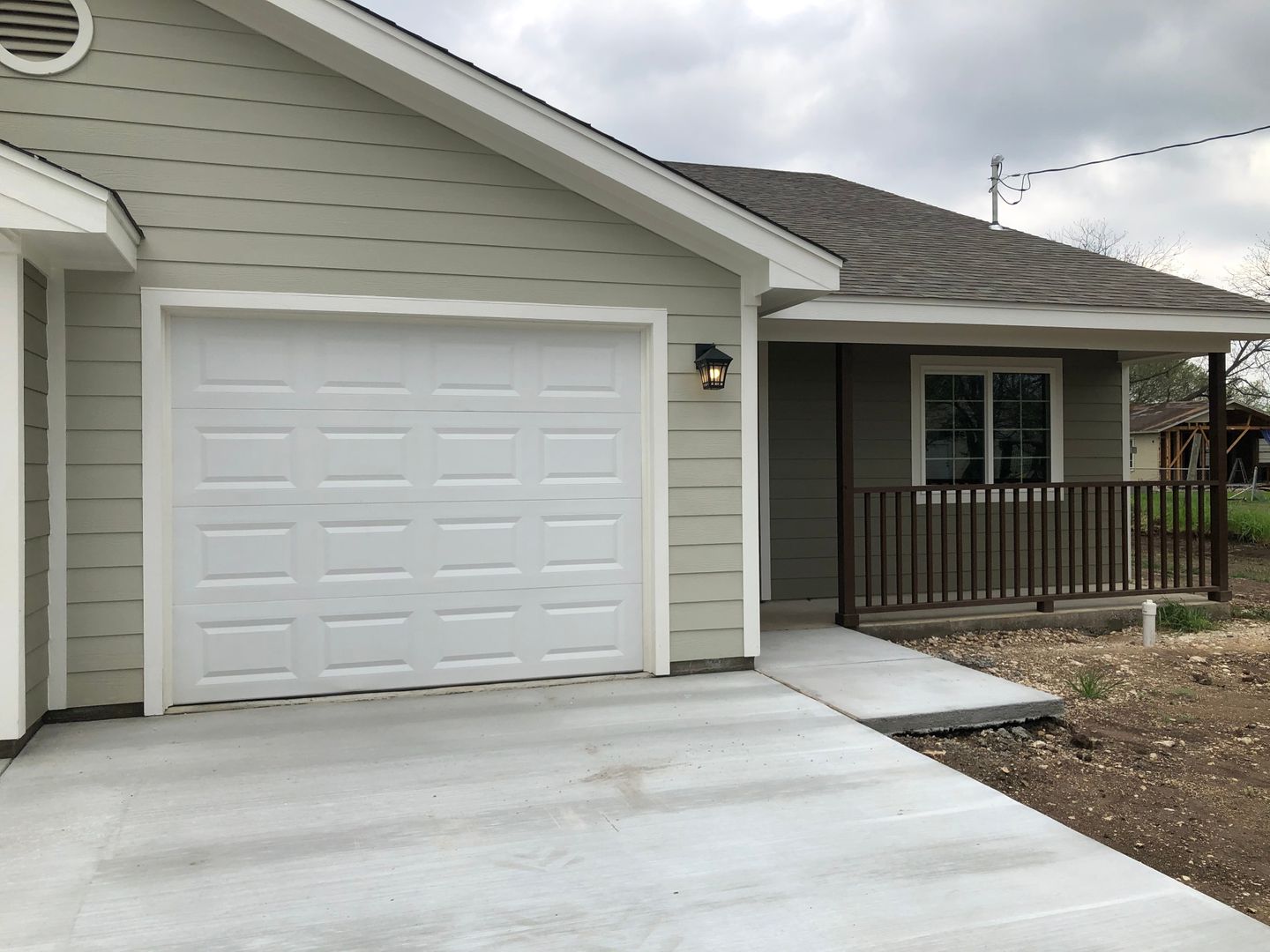 Lampasas Apartment: 509 College St