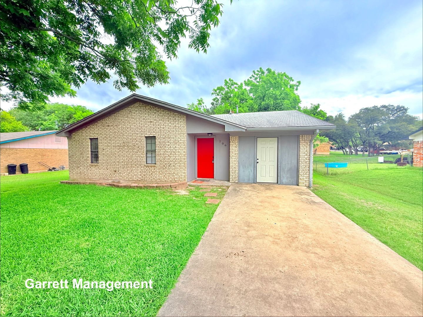 Lampasas House: 106 Fairview