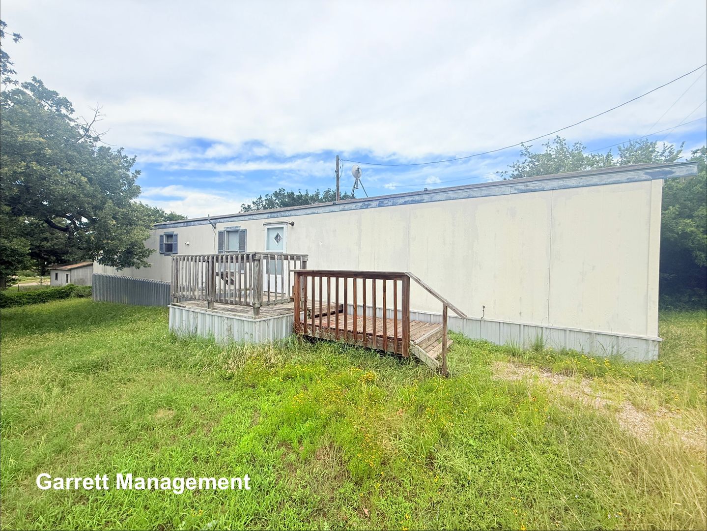 Burnet House: 916 Iroquois Dr