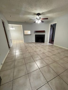 2 bed 2 bath! – photo 1