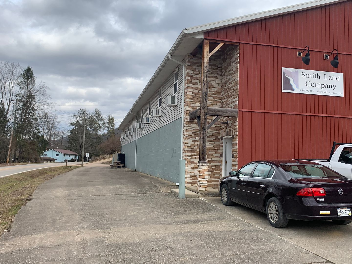 Glenville Apartment: 12 Vanhorn Dr.