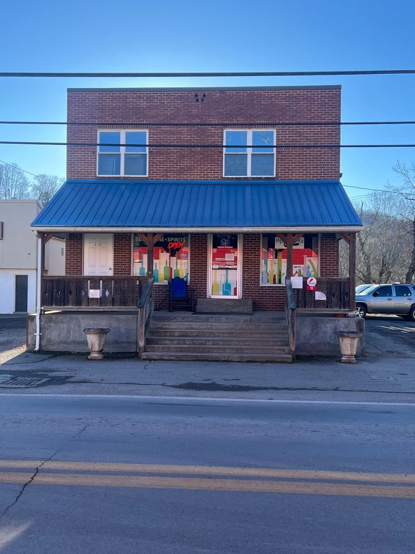 Glenville Apartment: 9-11 W. Main St.
