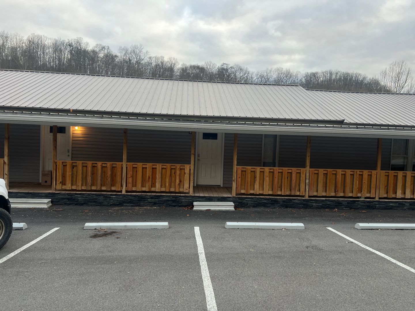 Glenville Apartment: 1152 WV HWY 5E