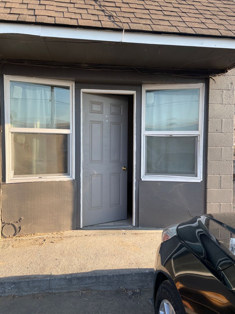 Ephrata Apartment: 456 C St. SW