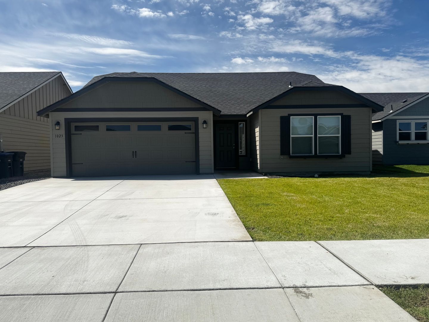 Moses Lake House: 1023 W. Aspen