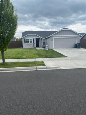 Cozy Hayden Home!! – photo 1