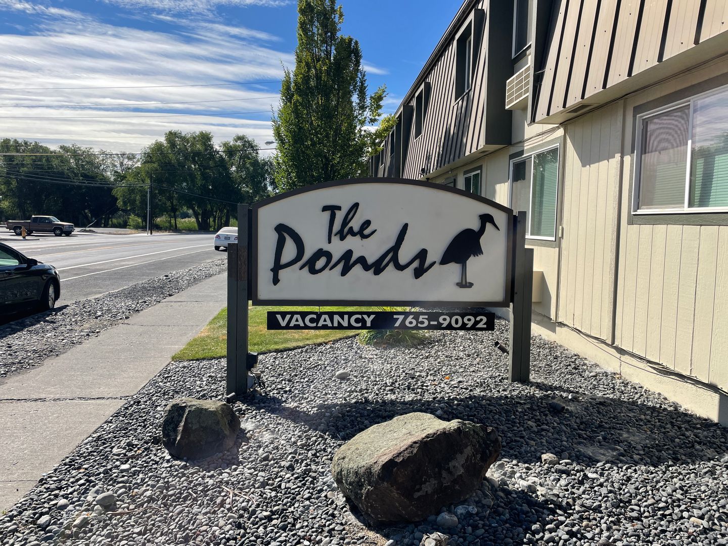 Moses Lake Apartment: 612 S Division St