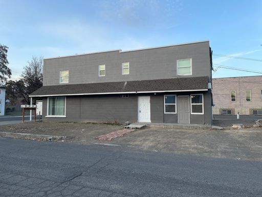 Upstairs 1 Bedroom Apartment in Downtown Ephrata!!! – photo 1