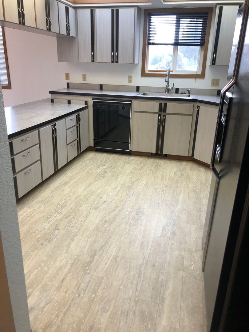 1104 S Jefferson Ave , Moses Lake, WA 98837