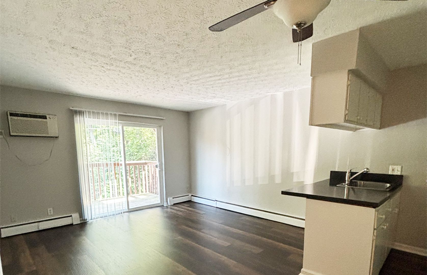 Cincinnati Apartment: 714 Clifton Colony Dr