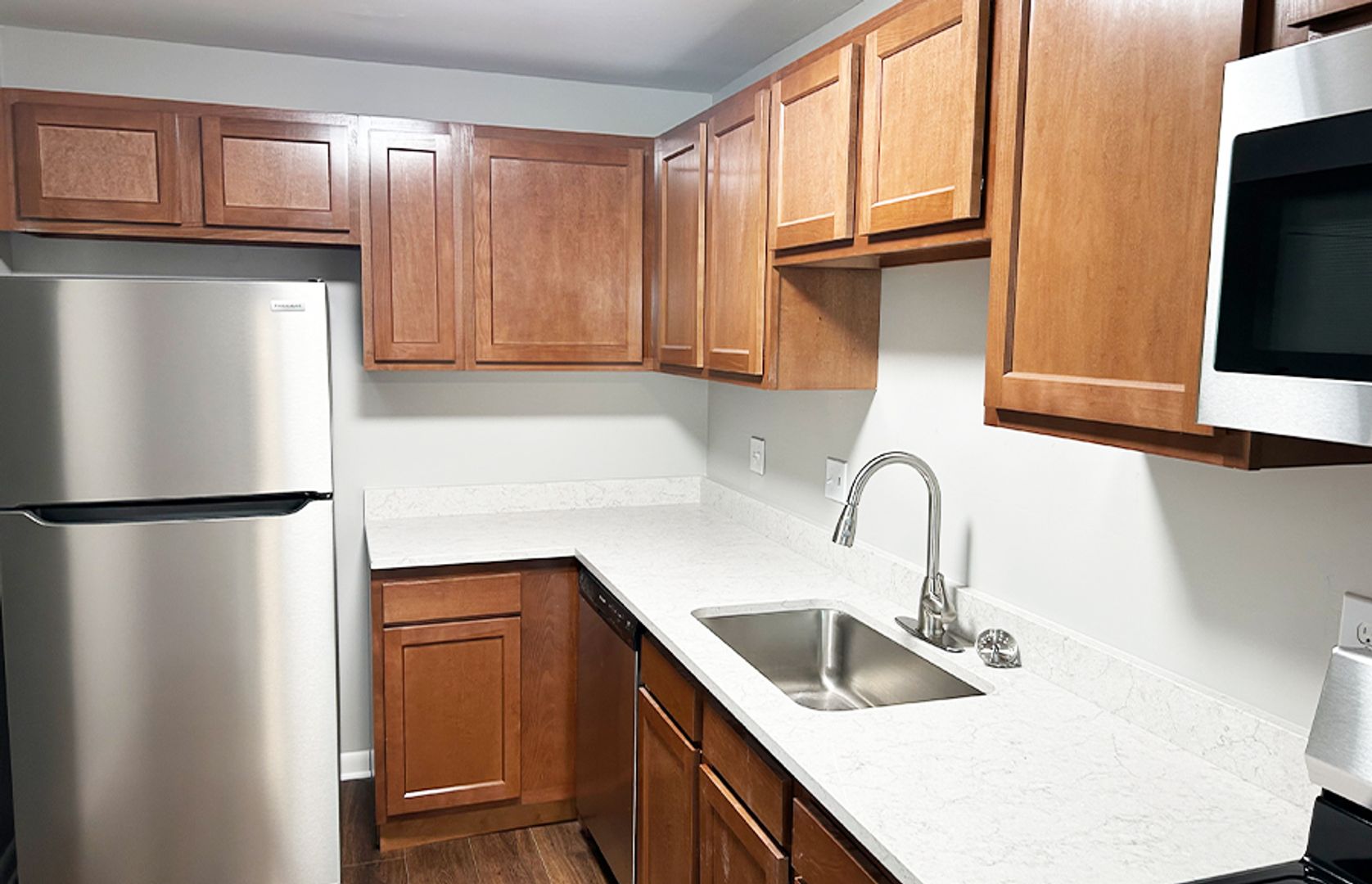 Cincinnati Apartment: 1600 Thompson Heights