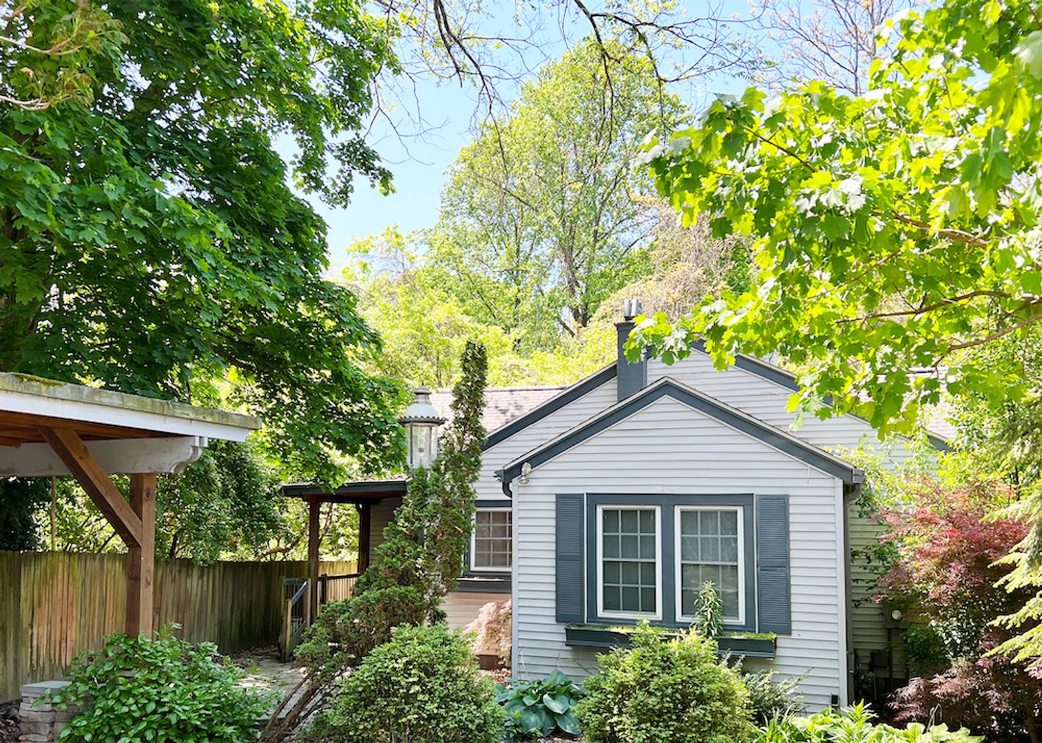 CINCINNATI House: 3263 Bishop Street