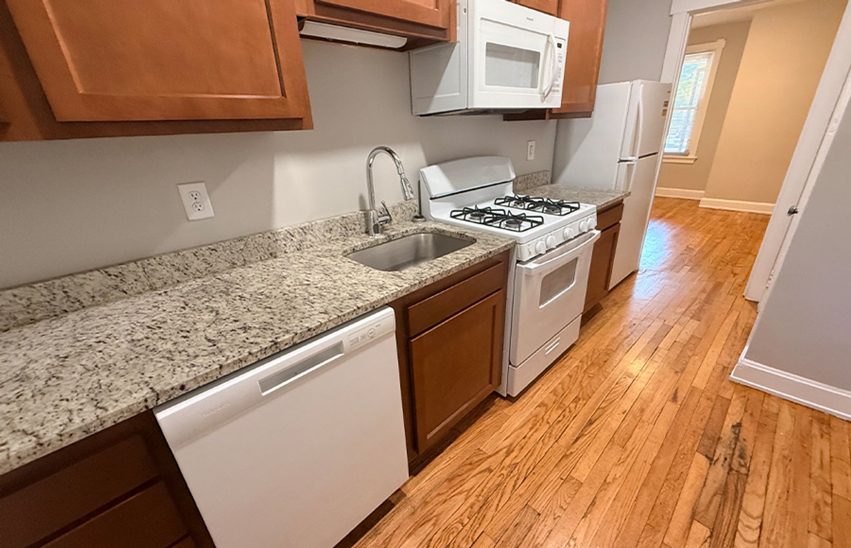 Cincinnati Apartment: 3404 Whitfield Avenue
