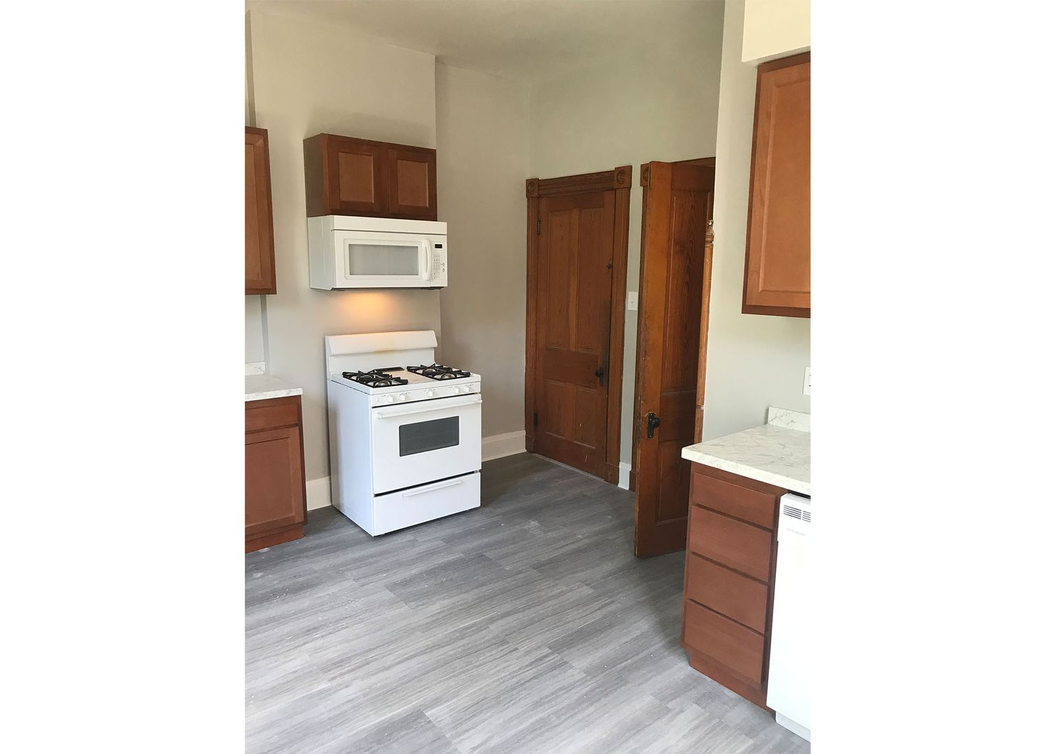 Cincinnati Apartment: 3255 Bishop Street