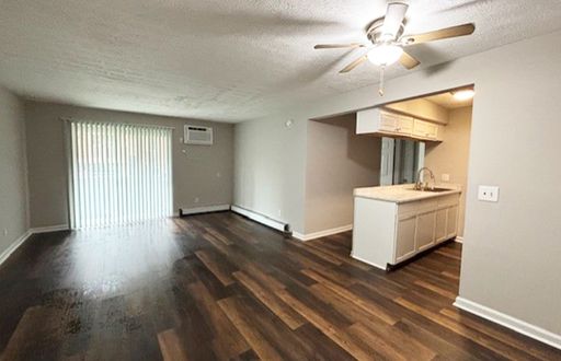 615 Lowell Ave #3 – photo 1