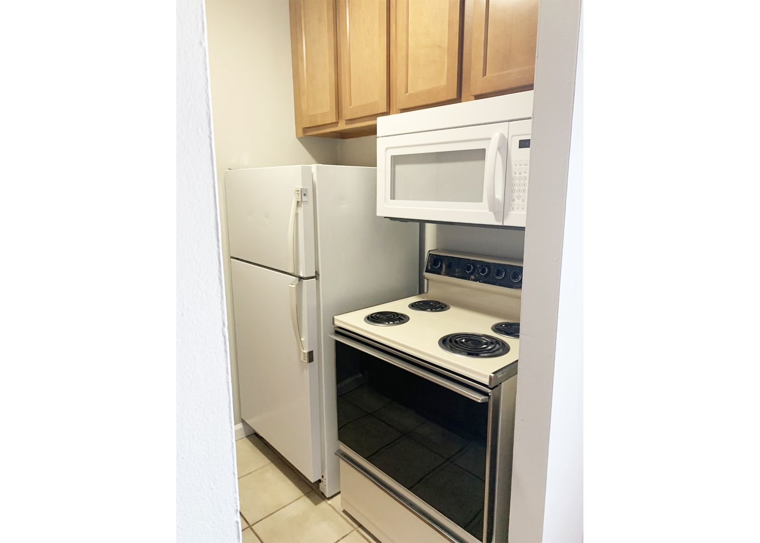 Cincinnati Apartment: 880 Lafayette Avenue