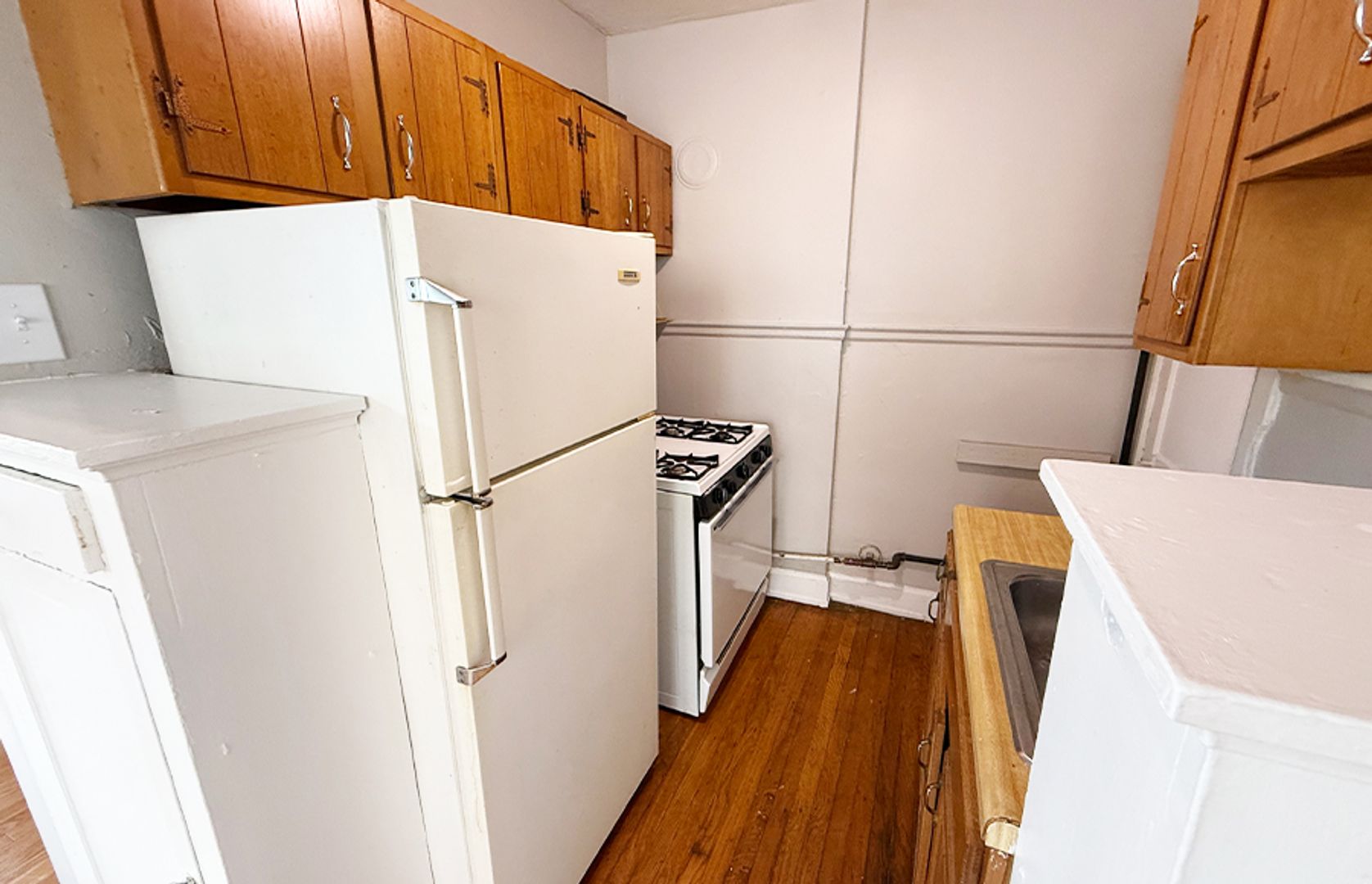 Cincinnati Apartment: 3404 Whitfield Avenue