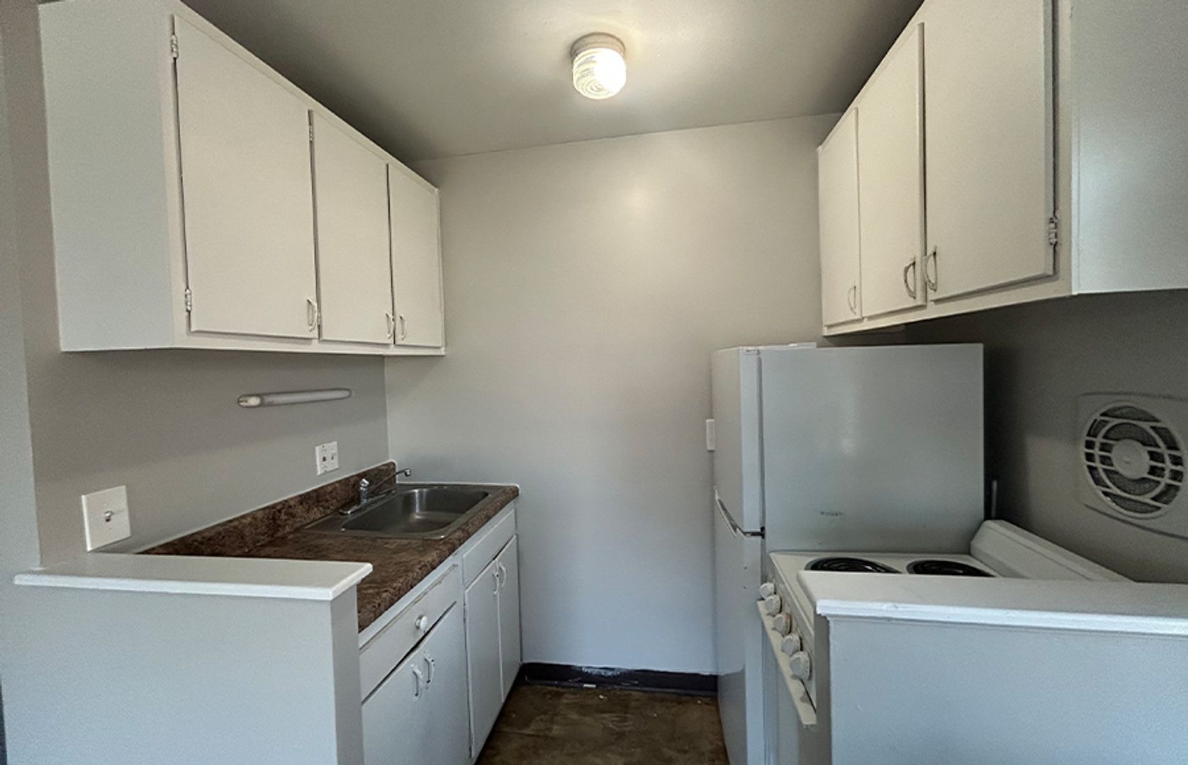 Cincinnati Apartment: 249 Senator Place