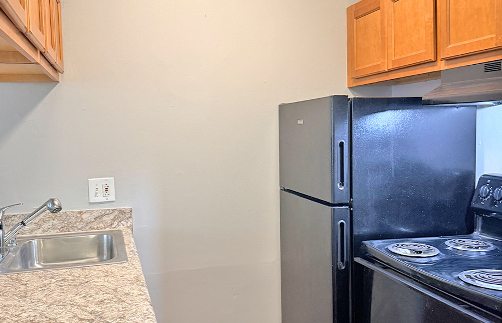 Cincinnati Apartment: 714 Clifton Colony Dr