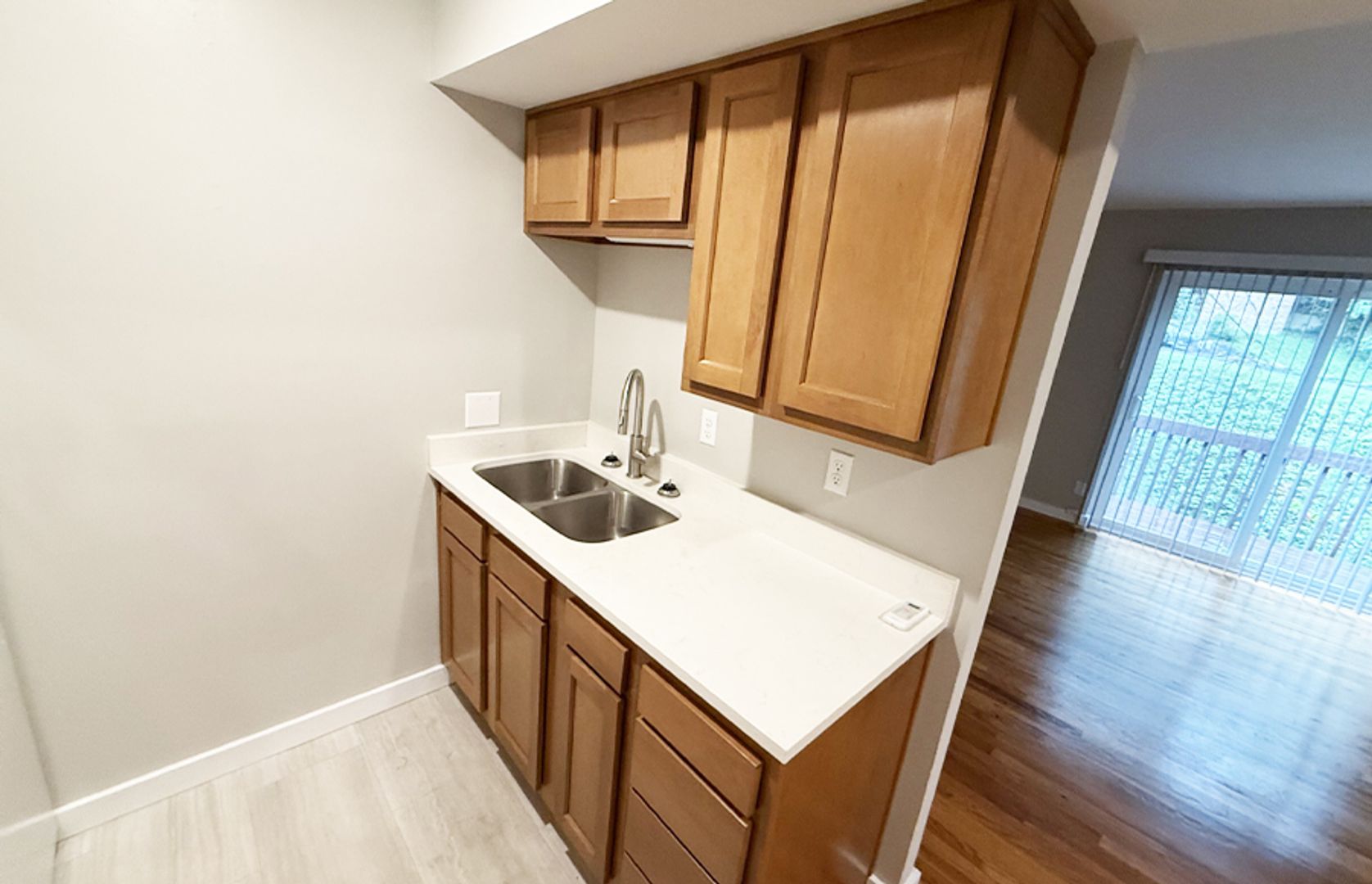Cincinnati Apartment: 3051 Marshall Avenue