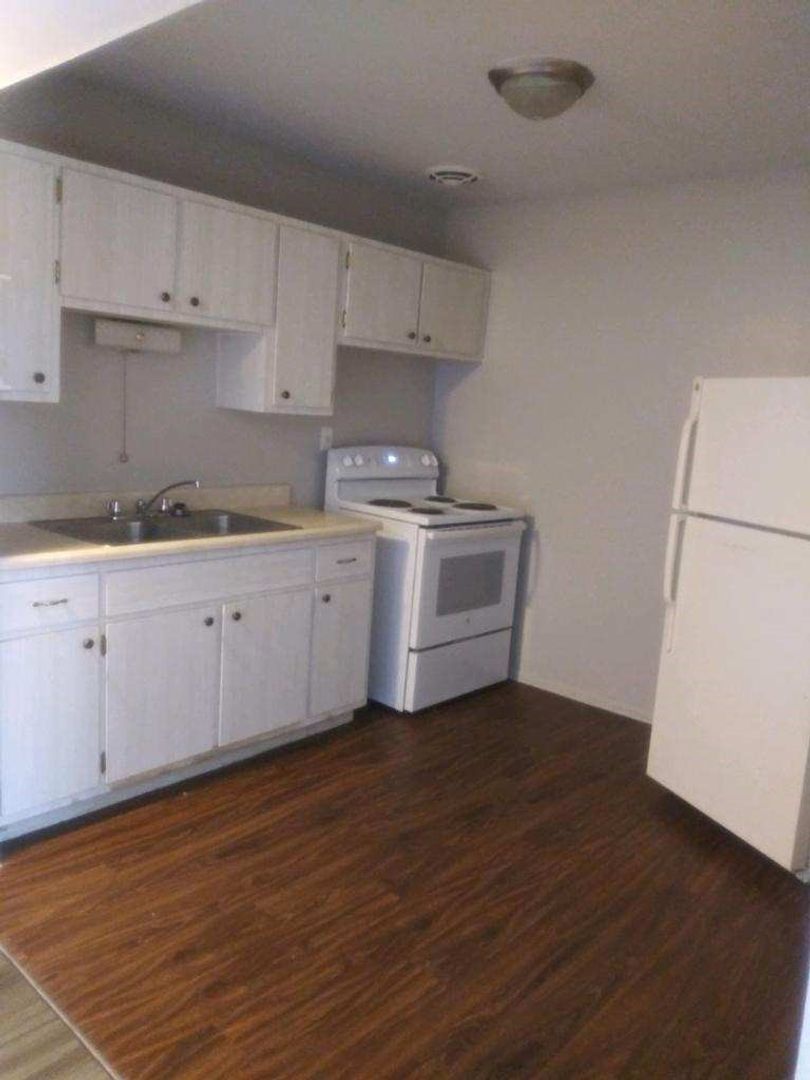 Cincinnati Apartment: 830 Beecher Street