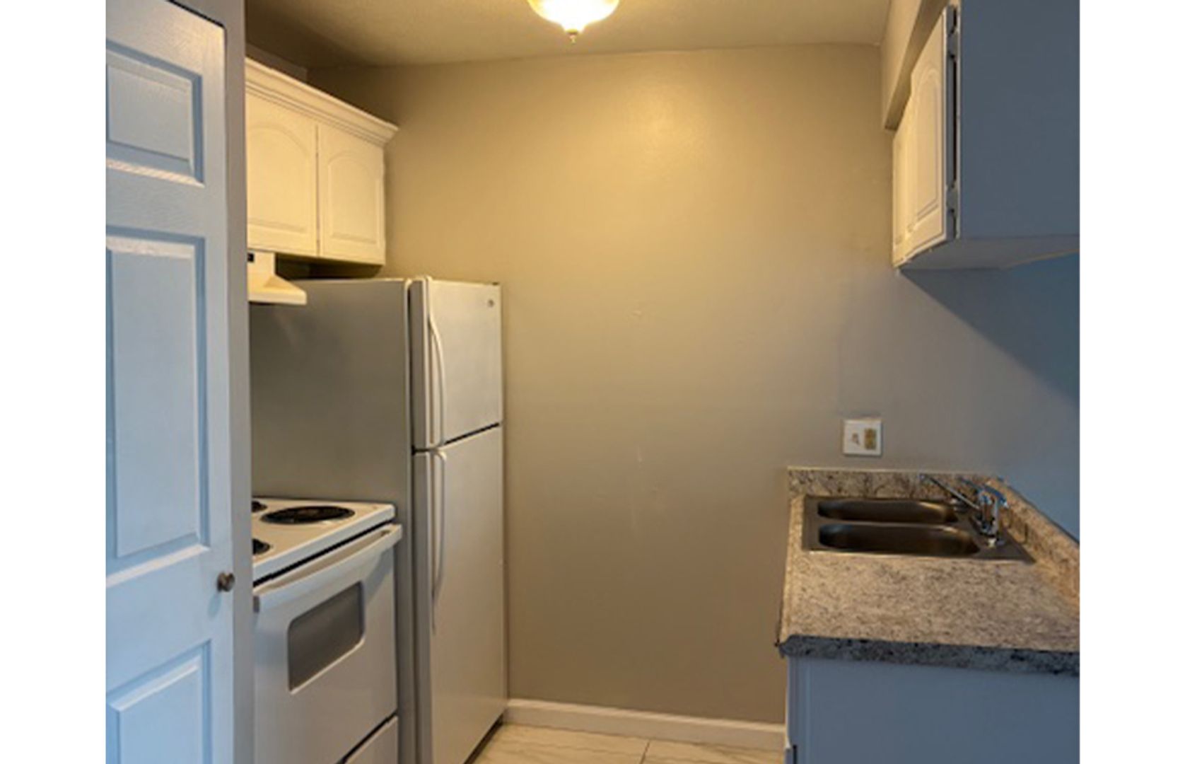 Cincinnati Apartment: 714 Clifton Colony Dr