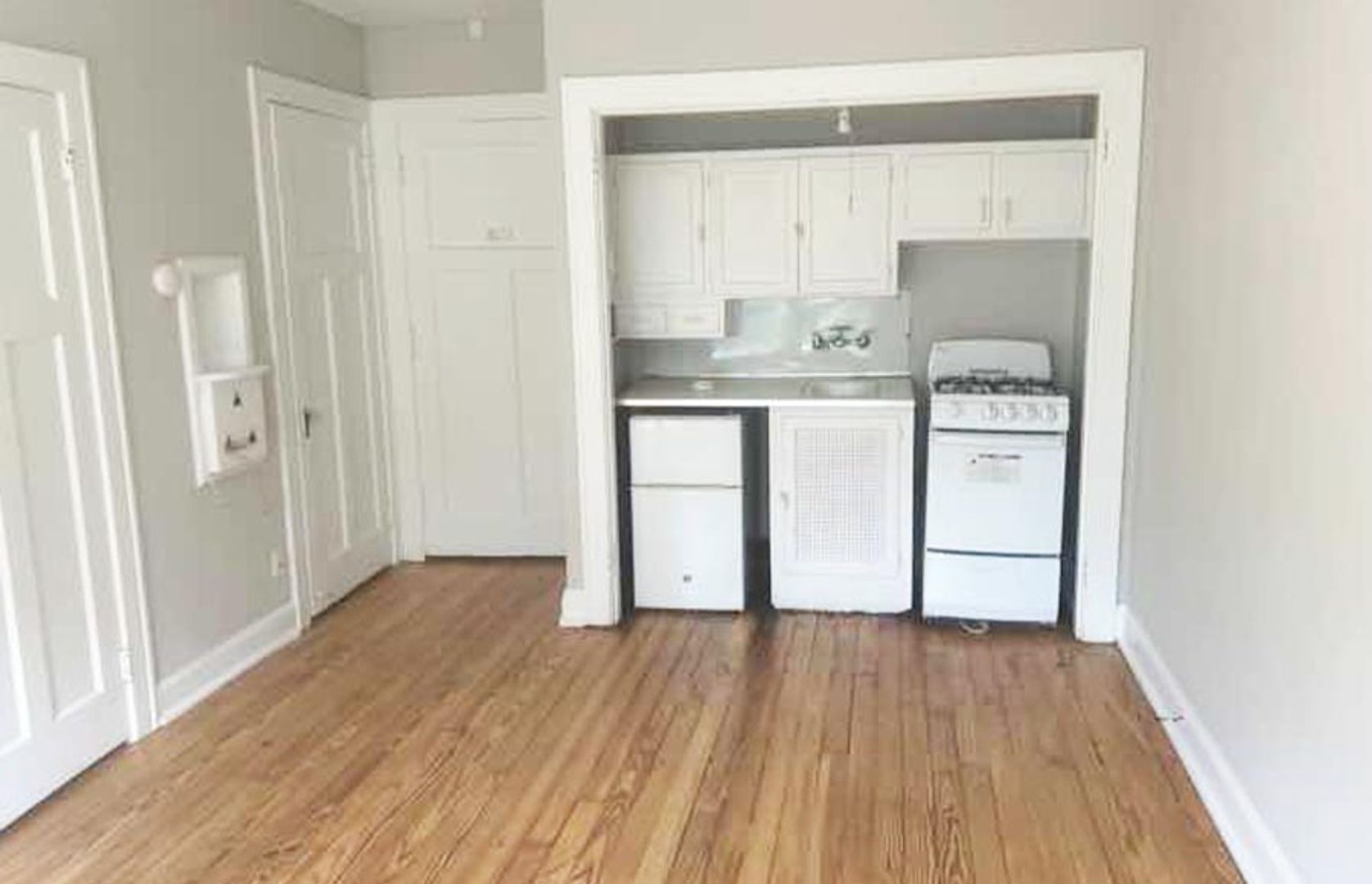 Cincinnati Apartment: 451 Ludlow Avenue