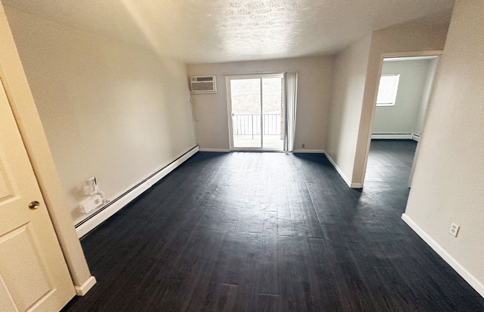 Cincinnati Apartment: 714 Clifton Colony Dr